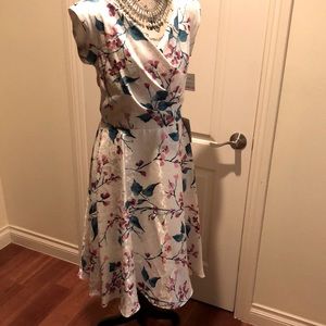NWT Gabby Skye elegant tea time floral dress